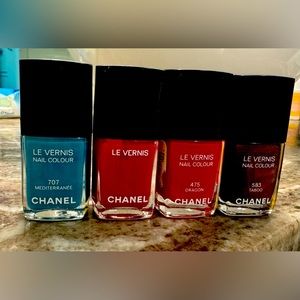 Chanel le vernis nail colors bundle 0.4 oz each